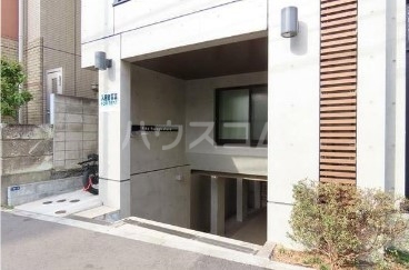 17/20 エントランス