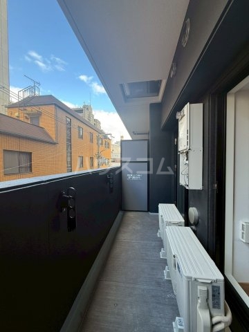 17/26 バルコニー