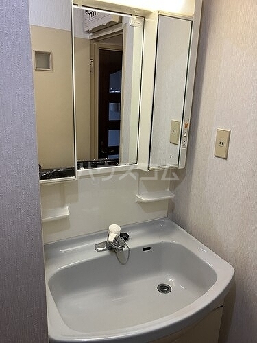 13/30 洗面