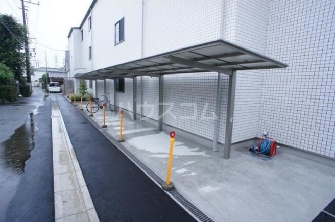 15/19 エントランス