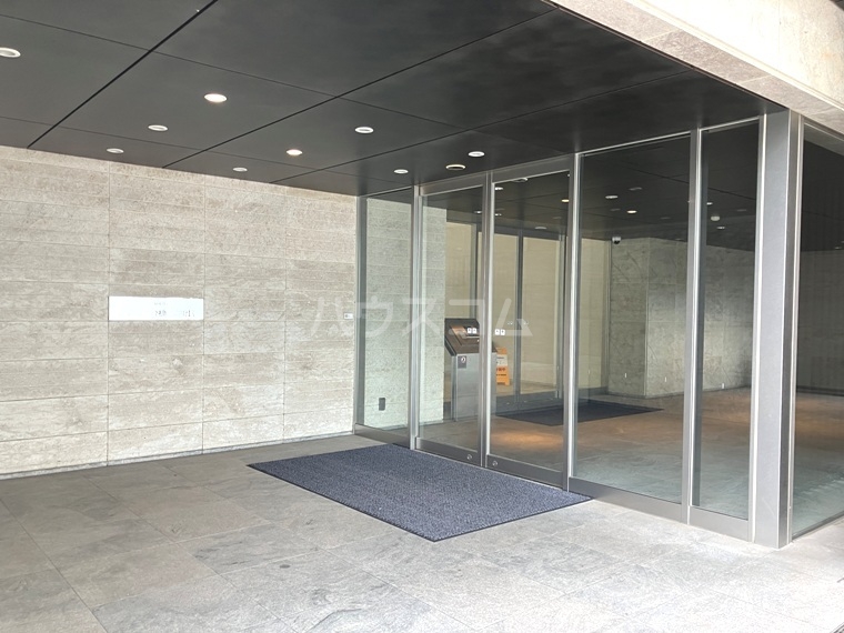 2/6 エントランス