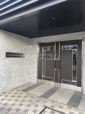 19/22 エントランス