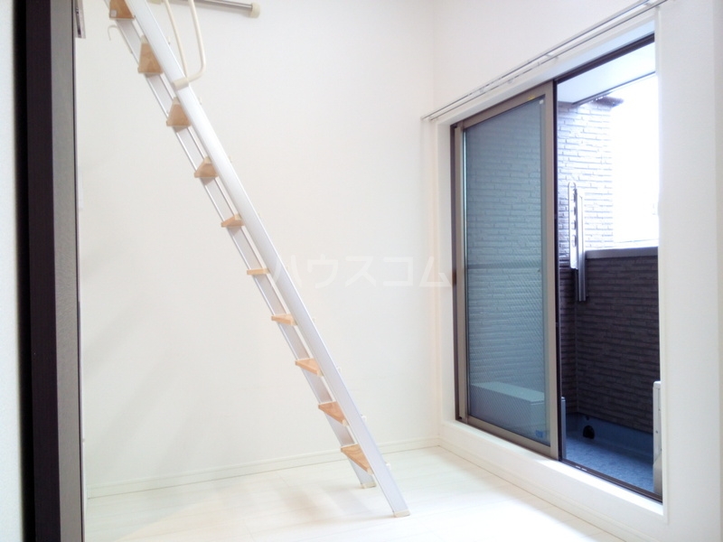 17/26 バルコニー