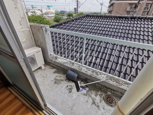 16/23 バルコニー