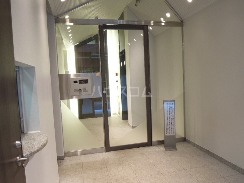 15/25 エントランス