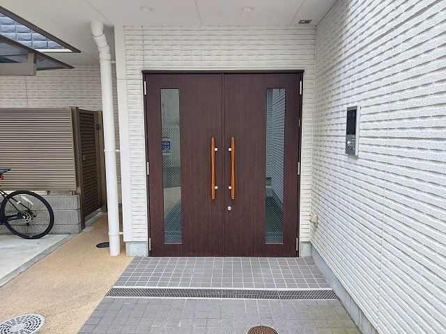 29/30 エントランス