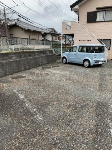 18/21 駐車場