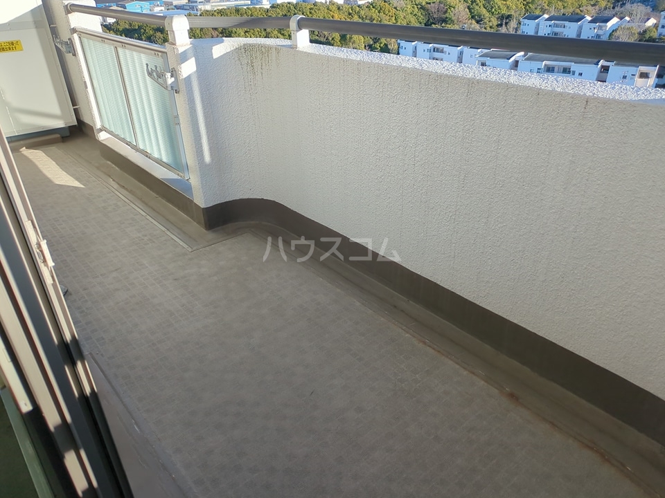 20/28 バルコニー