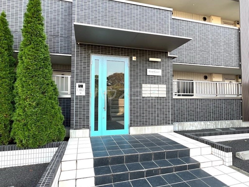 25/30 エントランス