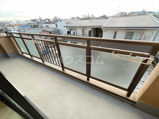 20/30 バルコニー