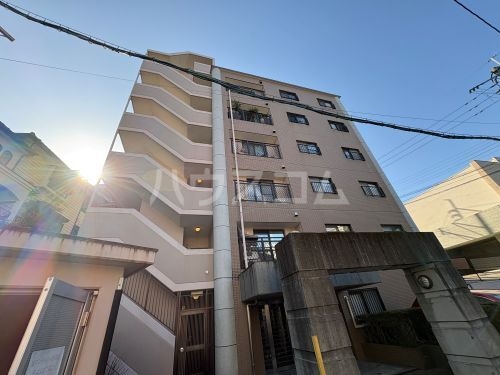 15/16 エントランス