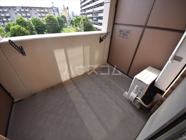 14/23 バルコニー