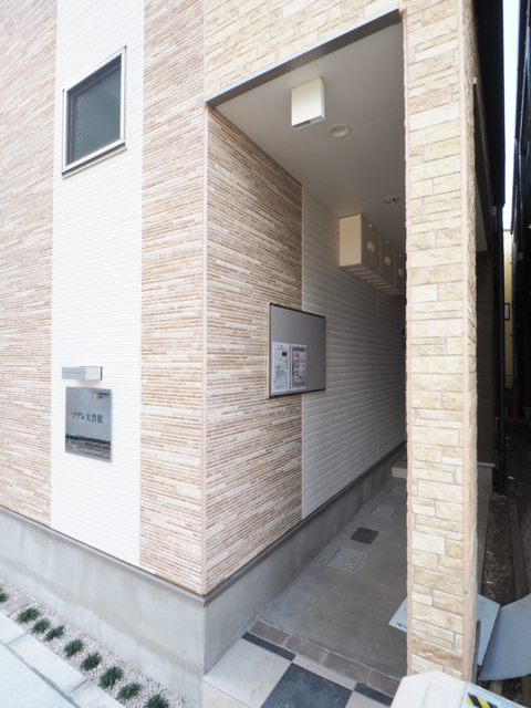 2/3 エントランス