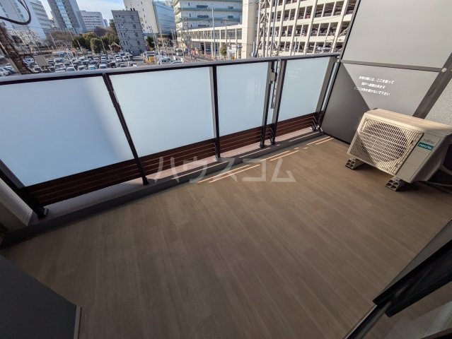 20/30 バルコニー