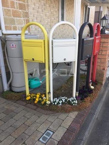 15/23 エントランス