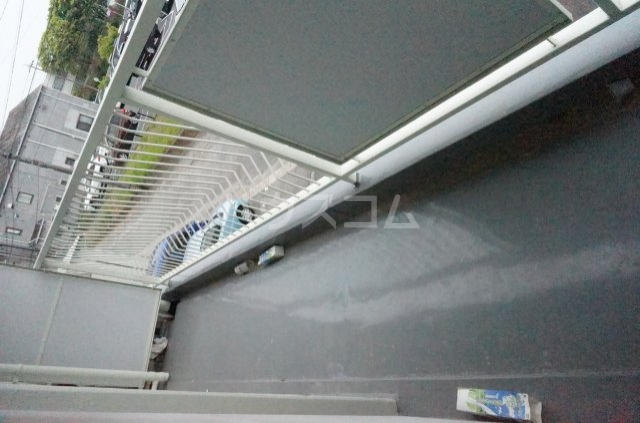 20/30 バルコニー