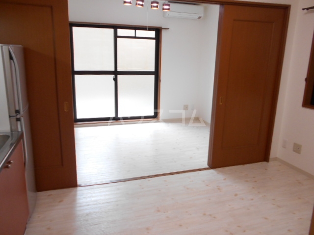 2/30 リビング/ダイニング