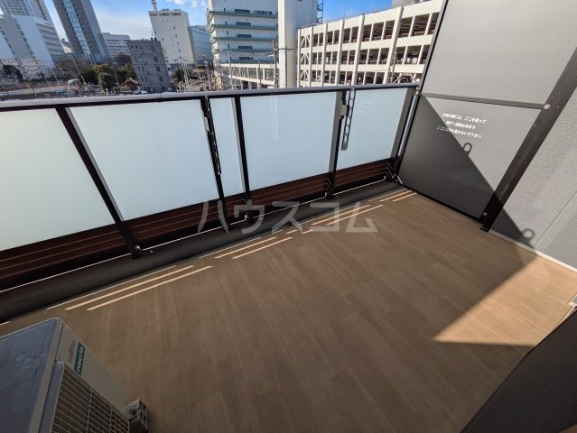 23/30 バルコニー