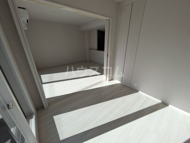 20/30 バルコニー