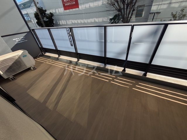 19/30 バルコニー