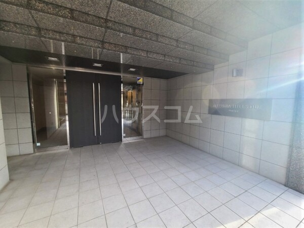 14/23 エントランス