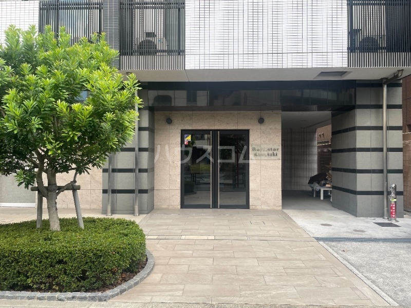 8/11 エントランス