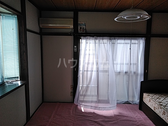 寝室