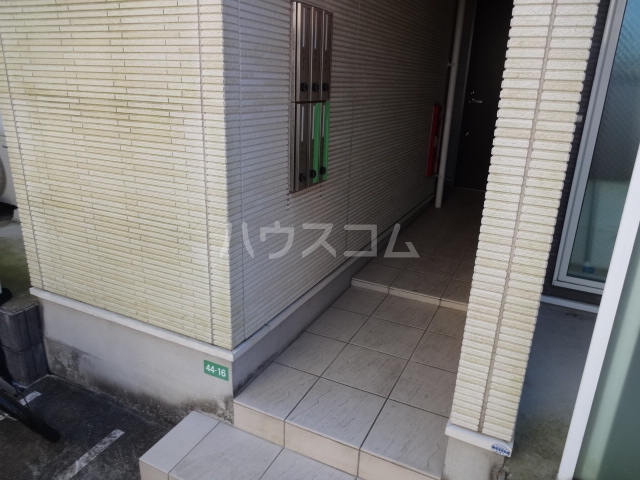 29/30 エントランス