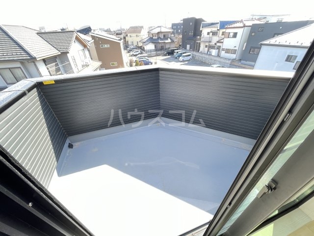 18/30 バルコニー