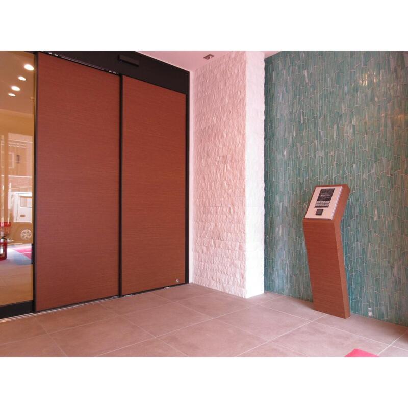 20/29 エントランス