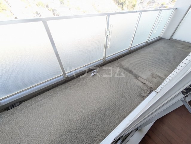 25/30 バルコニー