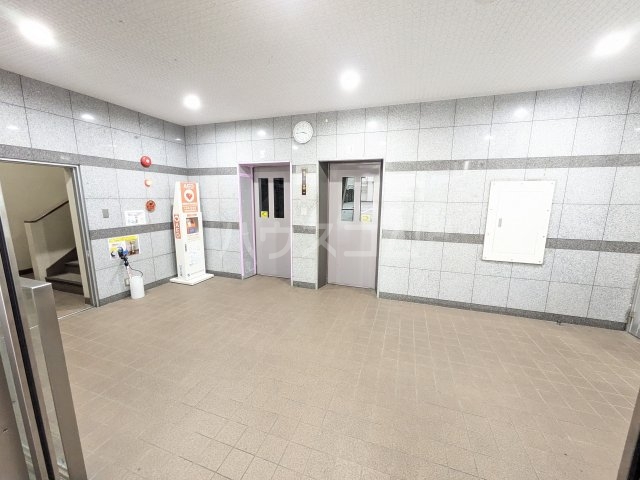 2/11 エントランス