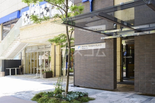 2/4 エントランス