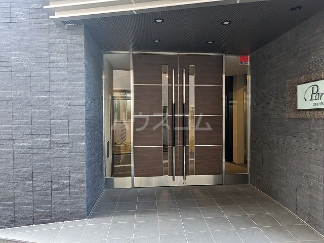 29/30 エントランス