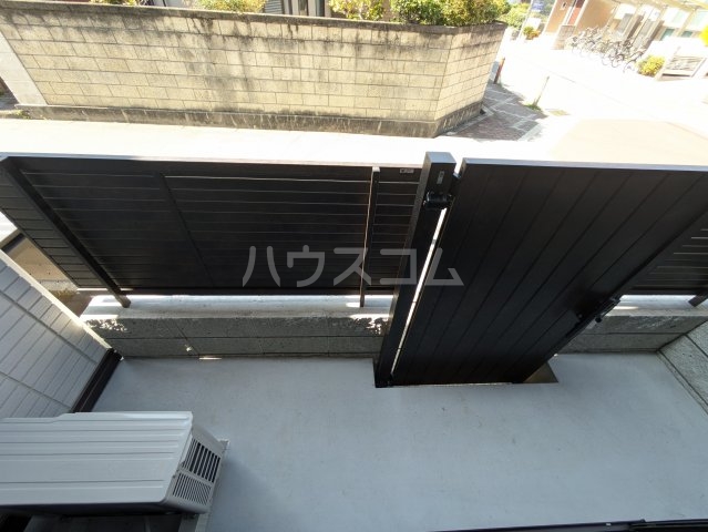 21/30 バルコニー