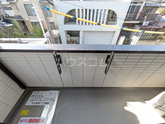 23/30 バルコニー