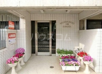 14/22 エントランス