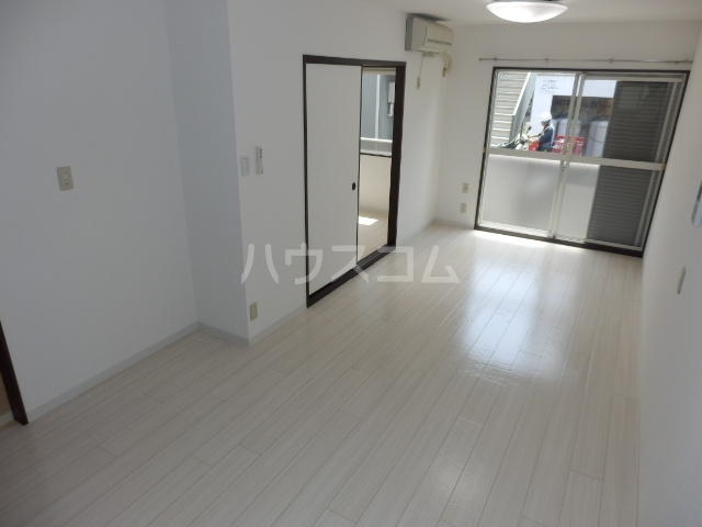 3/26 リビング/ダイニング