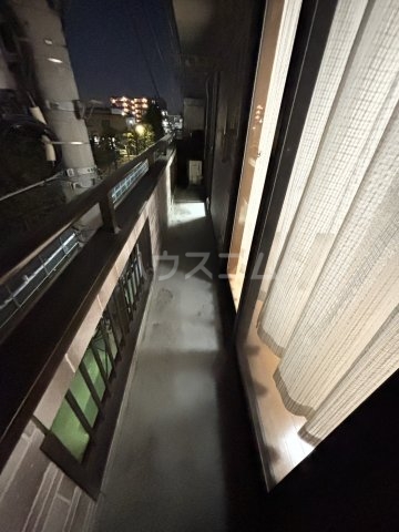 25/30 バルコニー