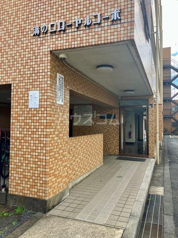 3/5 エントランス