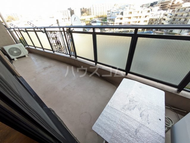 25/30 バルコニー