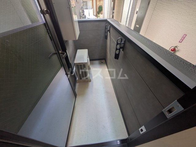 15/27 バルコニー