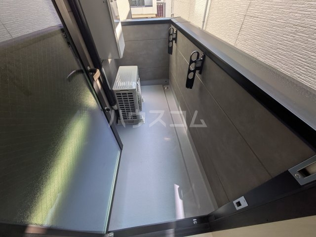 15/27 バルコニー