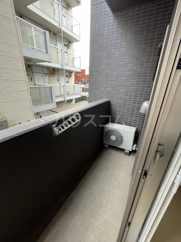 15/28 バルコニー