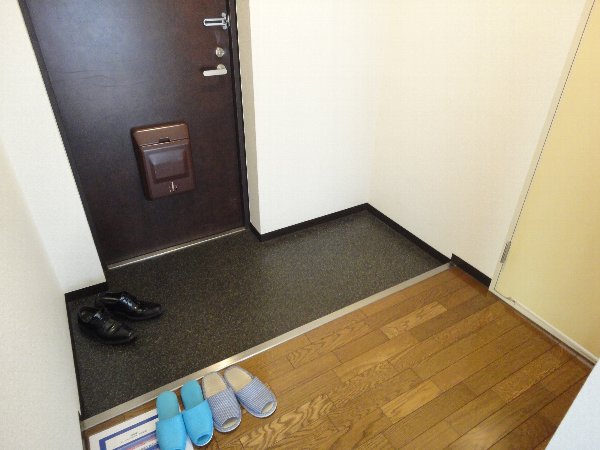 5/23 玄関