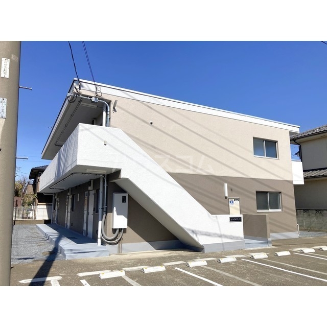 23/30 駐車場