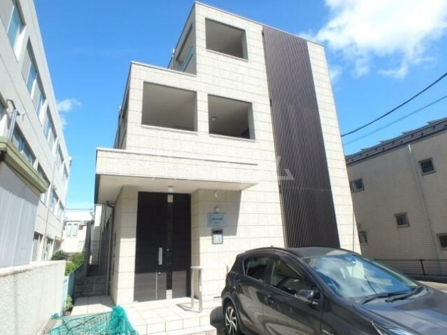 20/28 エントランス