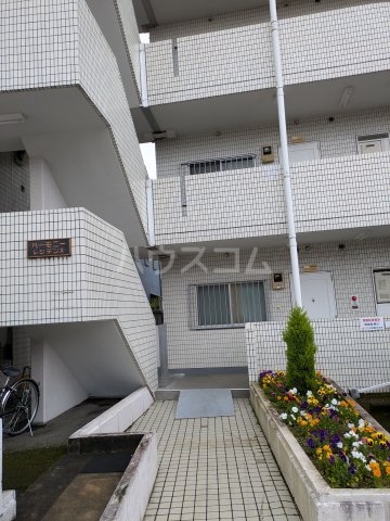 20/30 エントランス