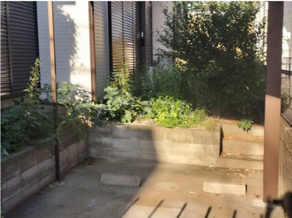 27/30 エントランス