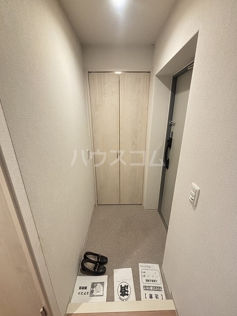 13/29 玄関